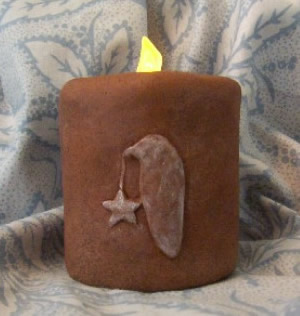 Olde Crow with Star Flicker Pillar Candle Mold