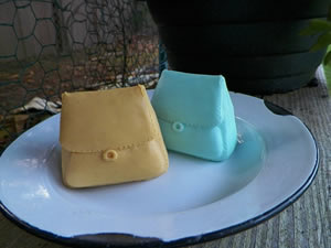 Sleek Purse Soap Mold