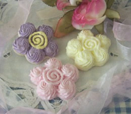 Swirled Icing Cookie Wax and Tart Mold